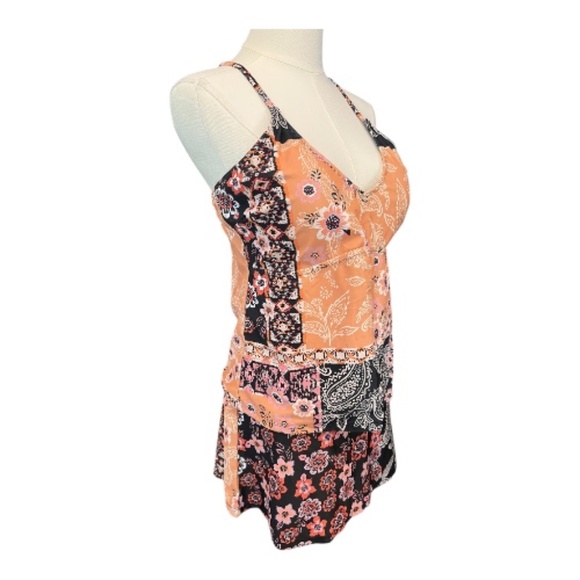 π EUC Womenβs Multi Color Floral Paisley Tankini Set | Size XL - Picture 2 of 8